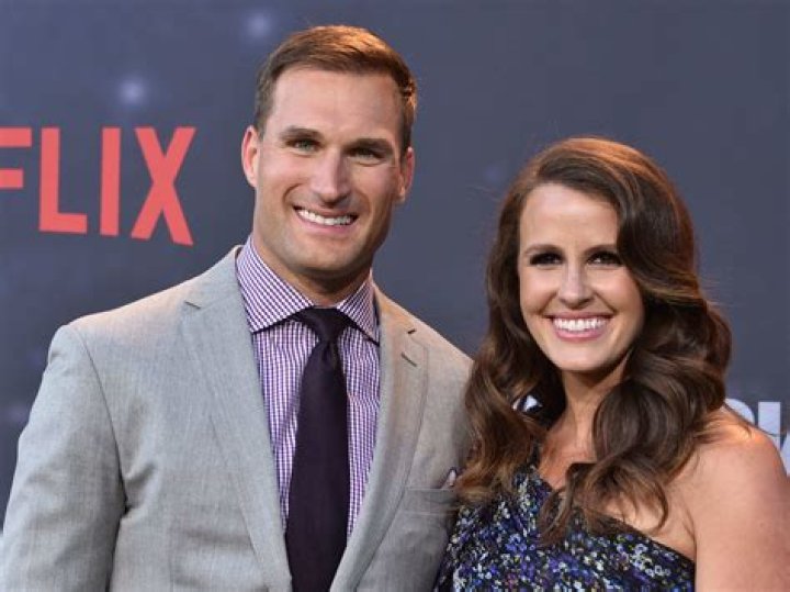 
Kirk Cousins Wife Who is Kirk Cousins Wife? 