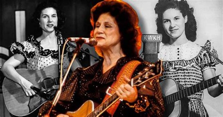 Kitty Wells (Country Singer) - Age, Birthday, Bio, Facts, Family, Net Worth, Height & More