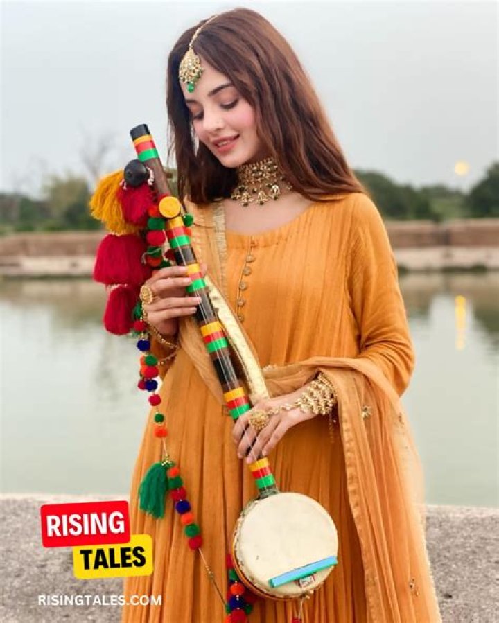 Komal Meer (TV Actress) - Age, Birthday, Bio, Facts, Family, Net Worth, Height & More