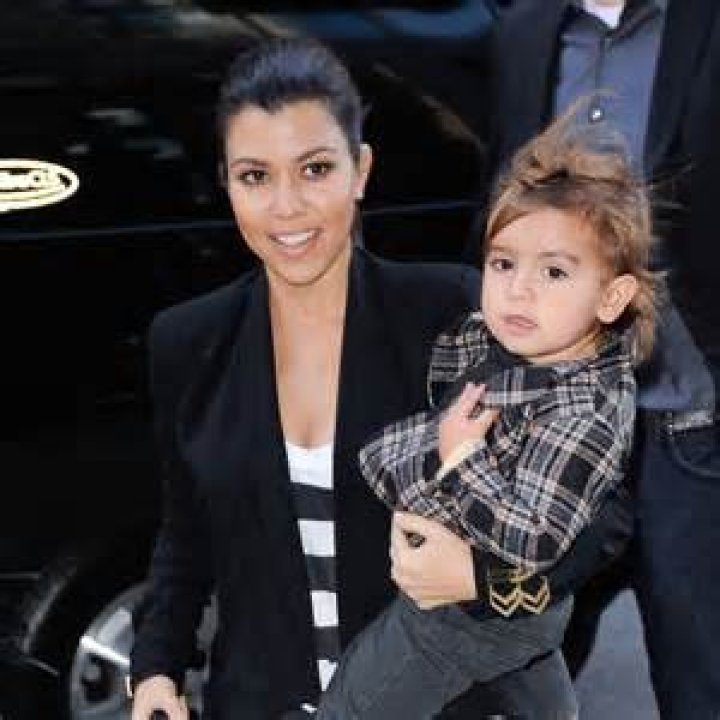 REPORTKourtney Kardashian Chooses ‘KUWTK’ Over Kindergarten For Son Mason Disick