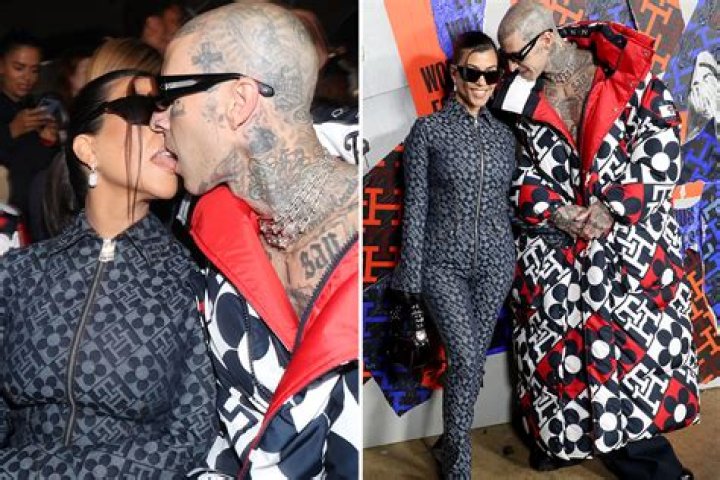 Ow, Ow! Kourtney Kardashian and Boyfriend Travis Barker Passionately Make Out While Shopping in NYC