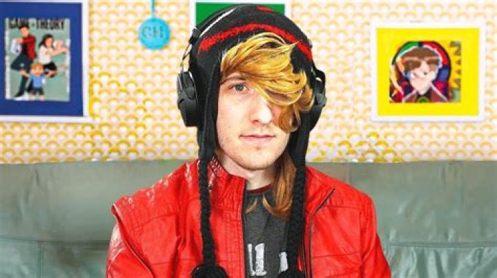 Who is KreekCraft? Wiki, Biography, Age, Height, Net worth, Girlfriend, Parents, Ethnicity, Family & More