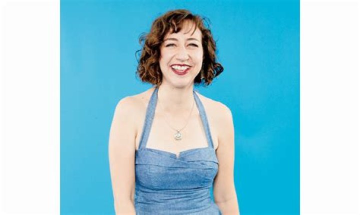Kristen Schaal – Celebsgraphy