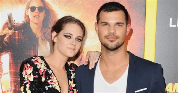 OMG‘Twilight’ Stars Kristen Stewart and Taylor Lautner Reunite for His Birthday