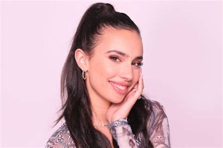 Kylie Cantrall (YouTube Star) - Age, Birthday, Bio, Facts, Family, Net Worth, Height & More