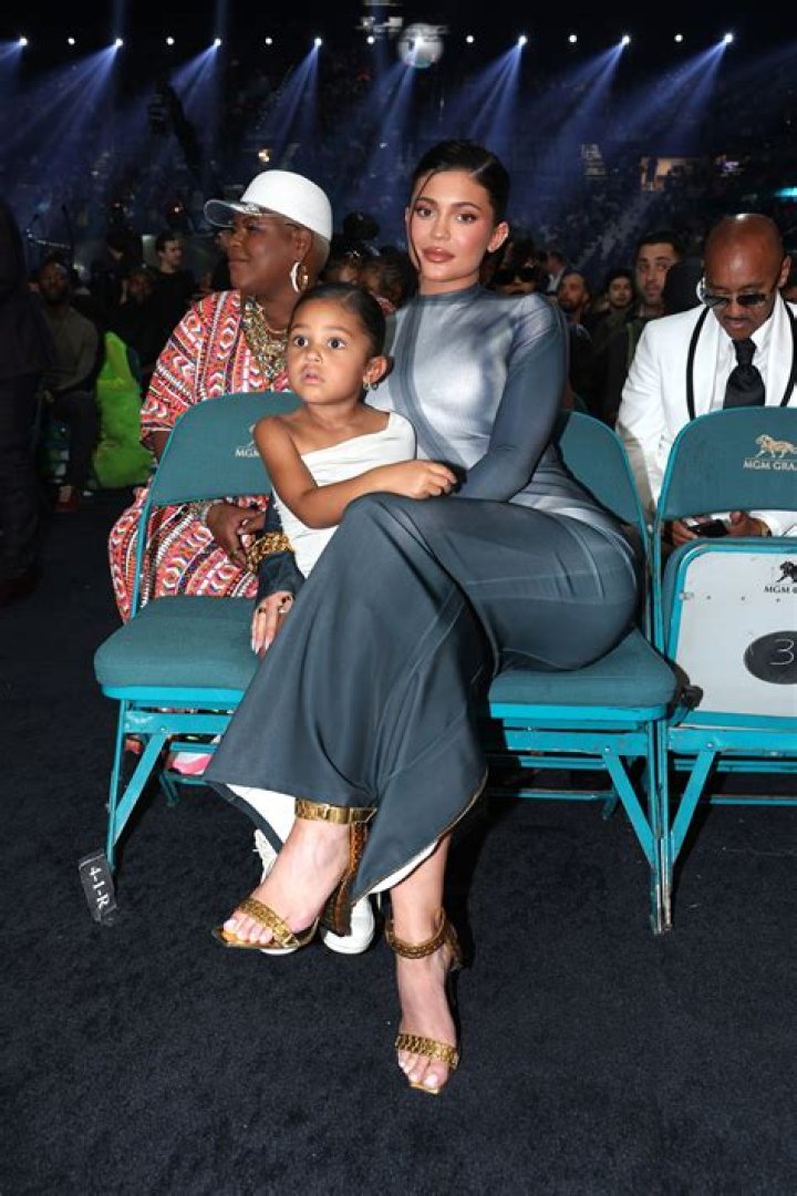 Kylie Jenner Just Deleted All of the Pics Showing Stormi’s Face, and All Hell Is Breaking Loose