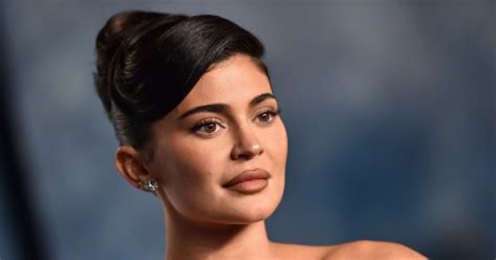 Fans Claim Kylie Jenner Is ‘Lying’ About Not Getting Plastic Surgery: ‘People Can See’