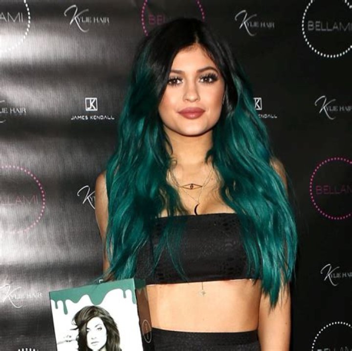 Here We Go AgainKylie Jenner Debuts Lime Green Hair Because Why Not?!