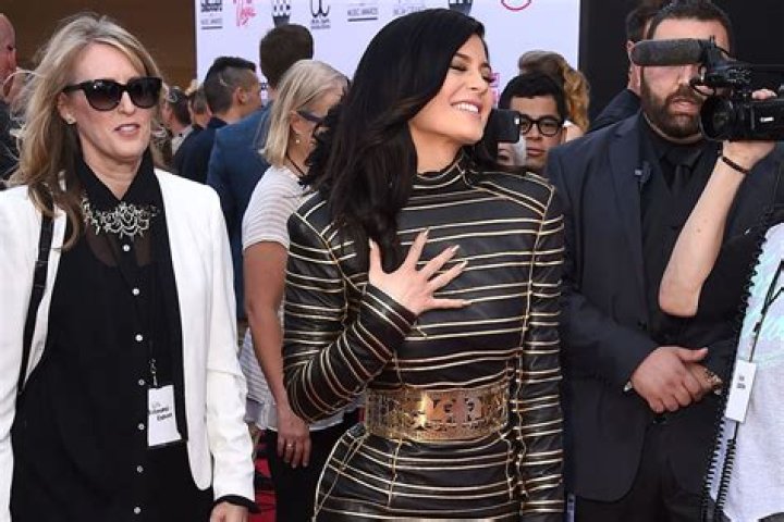 Kylie Jenner’s Assistants Dish About Her Diva Demands on Snapchat!