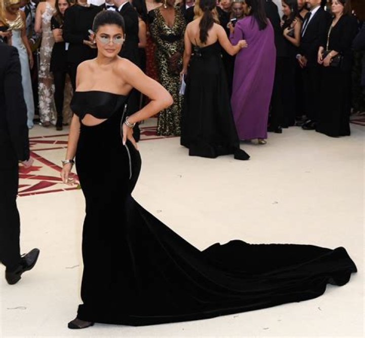 Kylie Jenner Shares a ‘Fun Fact’ About Her 2018 Met Gala Dress: ‘It Ripped as I Was Squeezing Into It’