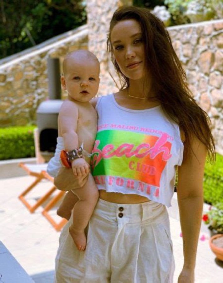 
Laci J Mailey Has Two Children & Rumored To Be Pregnant Again, Husband Steve Bradley And Net Worth 