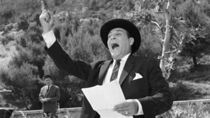 Lambros Konstantaras (Movie Actor) - Age, Birthday, Bio, Facts, Family, Net Worth, Height & More