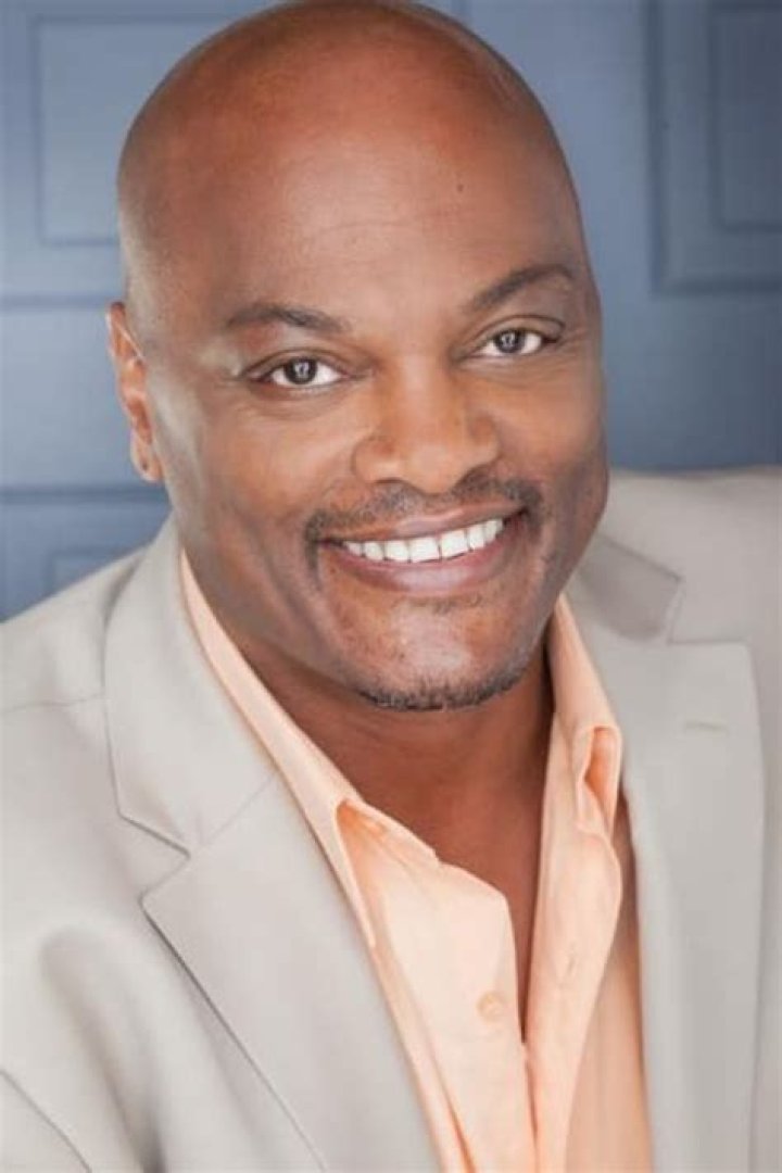 Lamont Johnson Biography, Age, Height, Wife, Net Worth, Family