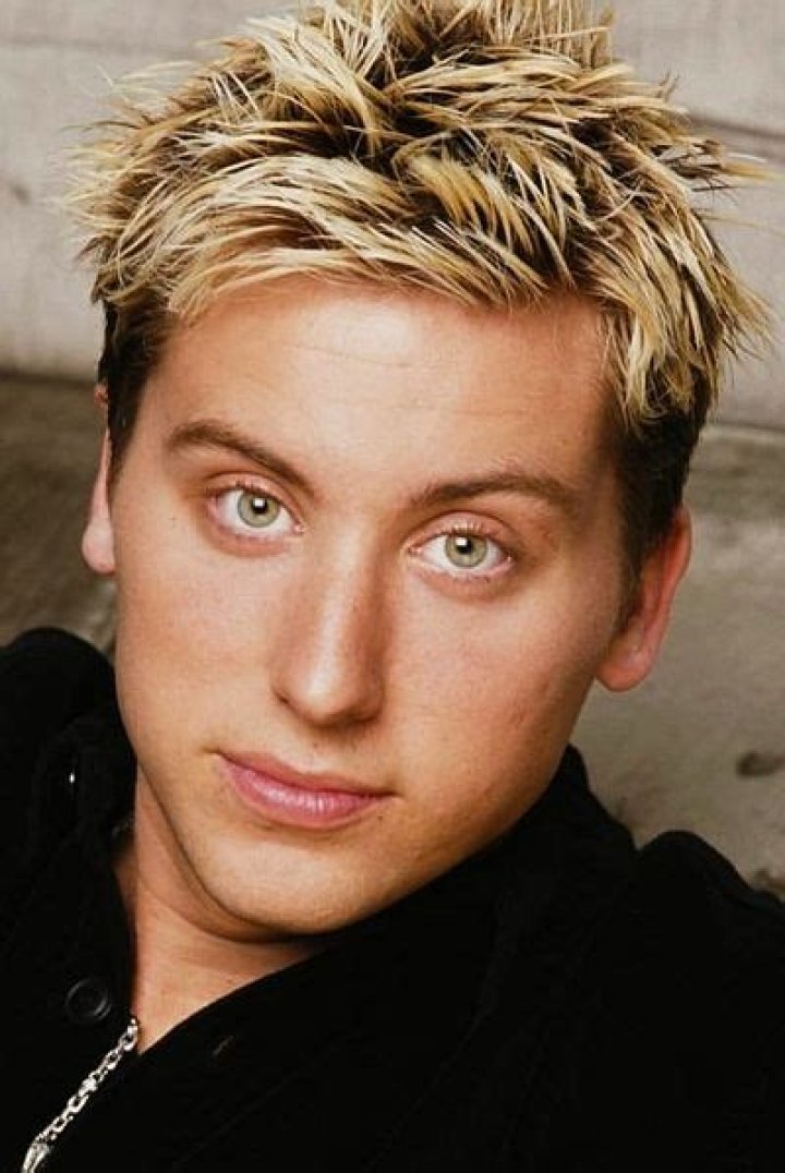 Lance Bass (Pop Singer) - Age, Birthday, Bio, Facts, Family, Net Worth, Height & More