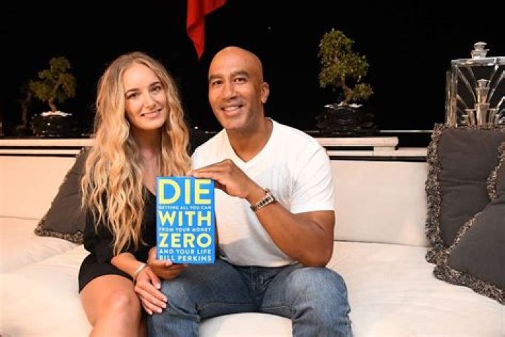 Lara Sebastian (Vine Star) - Age, Birthday, Bio, Facts, Family, Net Worth, Height & More