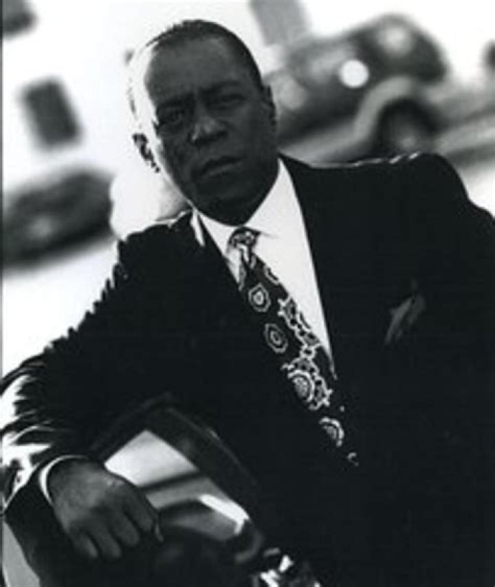 Larry McCoy Biography, Age, Height, Husband, Net Worth, Family