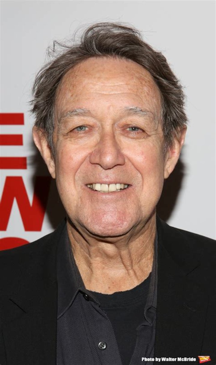 Larry Pine (TV Actor) - Age, Birthday, Bio, Facts, Family, Net Worth, Height & More