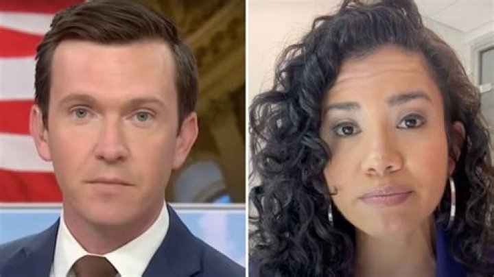 Laura Barron Lopez Height, Weight, Net Worth, Age, Birthday, Wikipedia, Who, Nationality, Biography