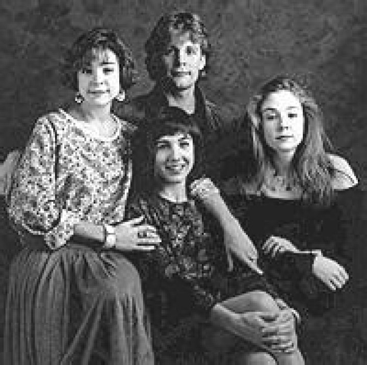 Laurence Follows Biography, Age, Height, Wife, Net Worth, Family