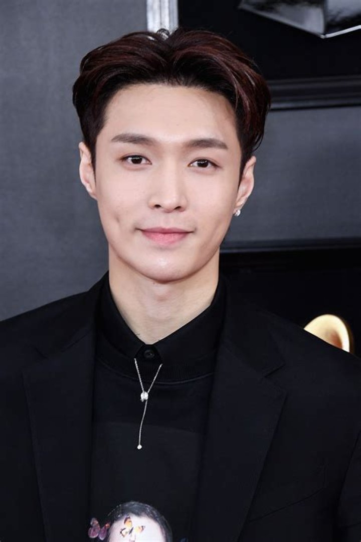 Lay Zhang Biography, Age, Height, Wife, Net Worth, Family