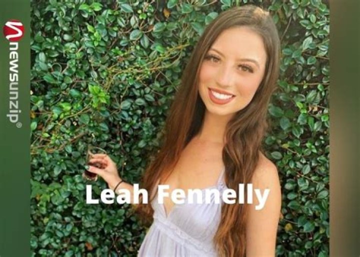 
Leah Fennelly Height, Weight, Net Worth, Age, Birthday, Wikipedia, Who, Nationality, Biography 