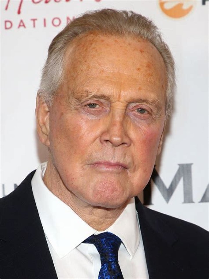 How tall is Lee Majors