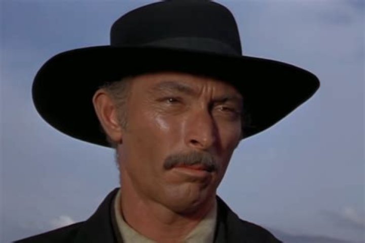 How tall was Lee Van Cleef