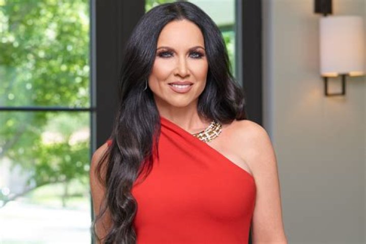 LeeAnne Locken Wiki - Age, Husband, Net worth, Family, Biography & More