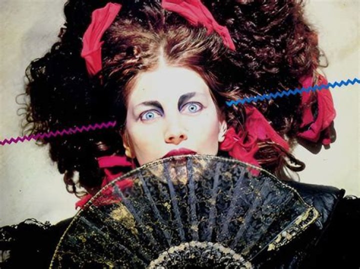 Lene Lovich (Pop Singer) - Age, Birthday, Bio, Facts, Family, Net Worth, Height & More