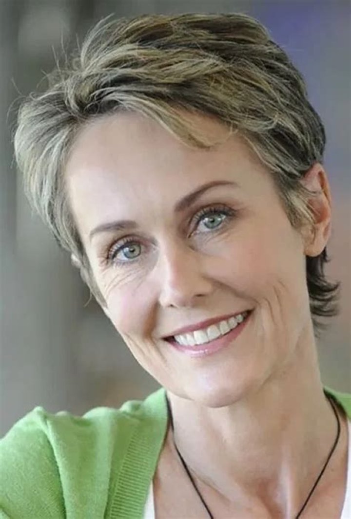 Lenore Smith Biography, Age, Height, Husband, Net Worth, Family