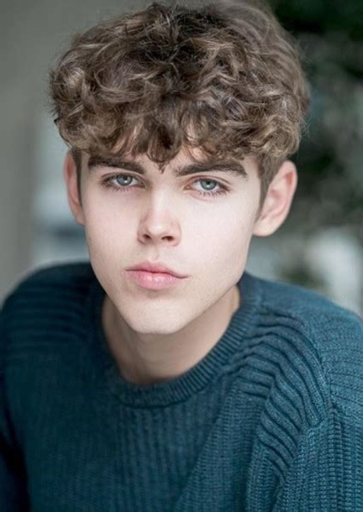 Leo Harvey-Elledge Height, Weight, Net Worth, Age, Birthday, Wikipedia, Who, Nationality, Biography