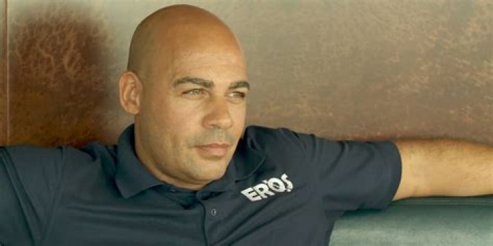 Leon Walker (Chef) - Age, Birthday, Bio, Facts, Family, Net Worth, Height & More