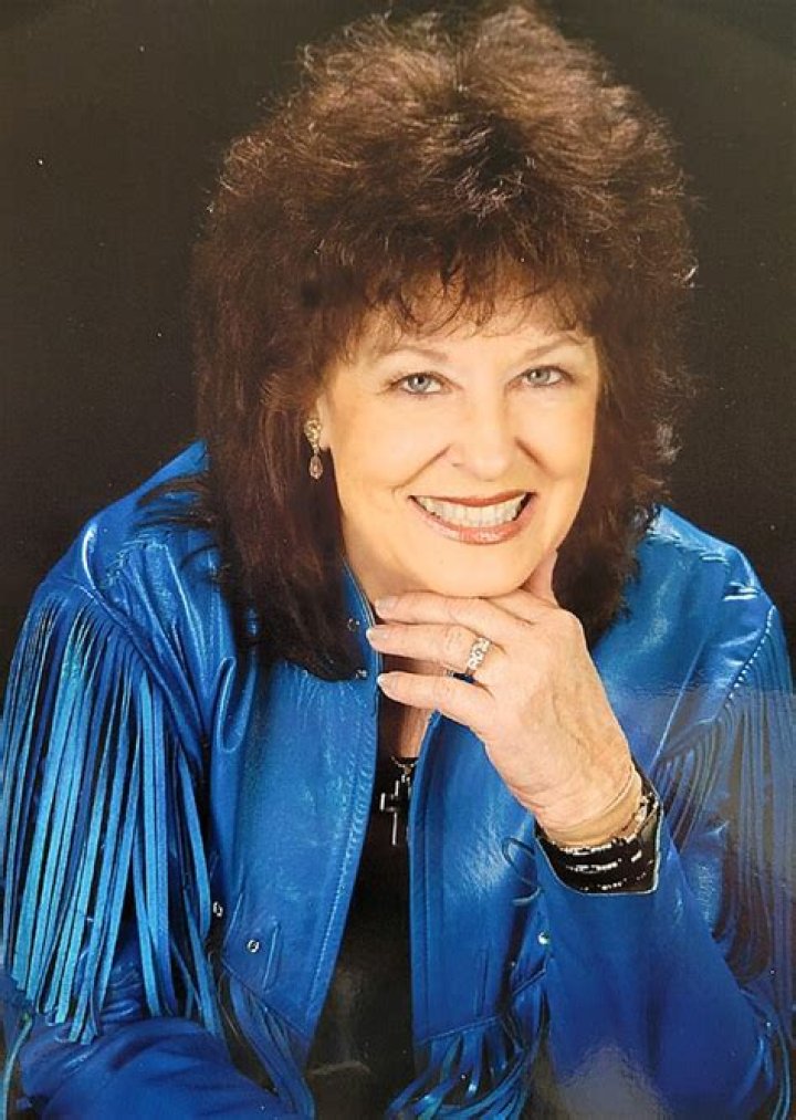 Leona Williams (Country Singer) - Age, Birthday, Bio, Facts, Family, Net Worth, Height & More