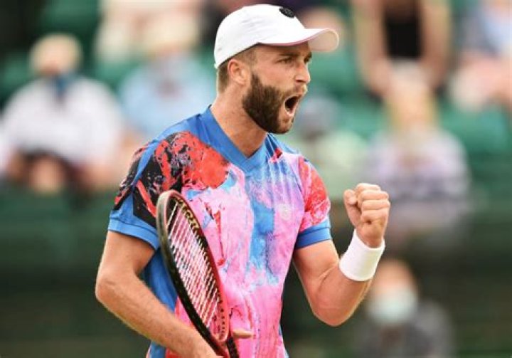 
Liam Broady Parents | Meet Shirley And Simon Broady 