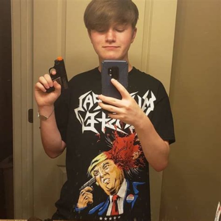 Lil Barnacle (Rapper) - Age, Birthday, Bio, Facts, Family, Net Worth, Height & More