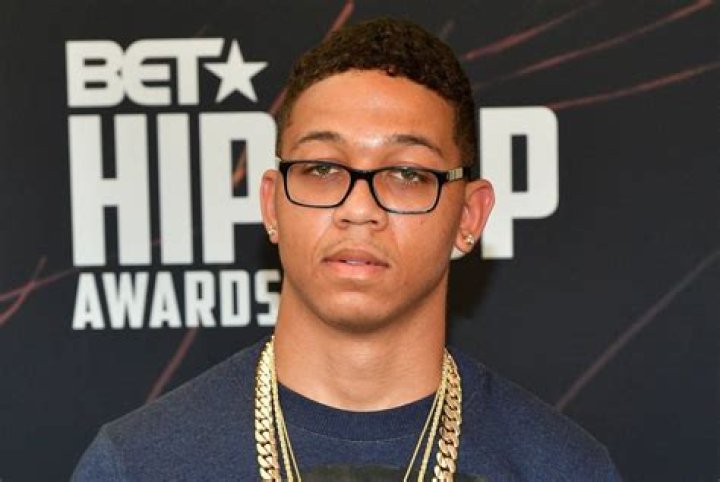 Lil Bibby (Rapper) - Age, Birthday, Bio, Facts, Family, Net Worth, Height & More