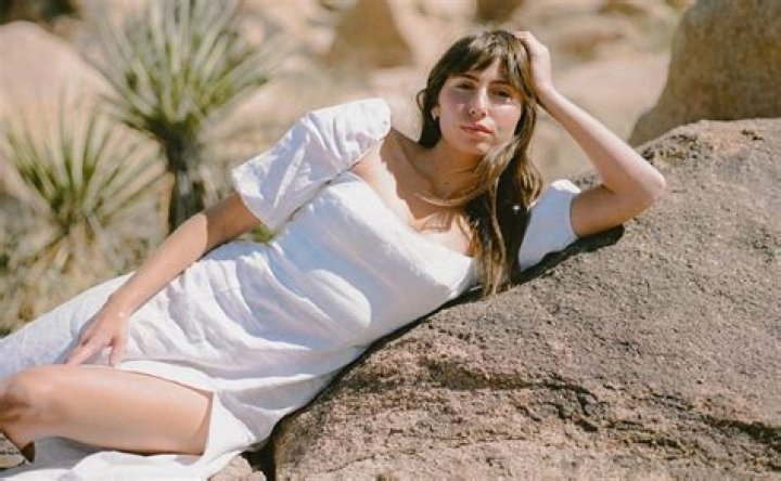 Lily Meola (AGT) Wiki, Biography, Age, Parents, Height, Boyfriend, Ethnicity, Net worth, Songs & More