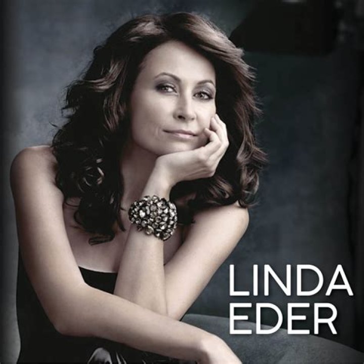 Linda Eder (Stage Actress) - Age, Birthday, Bio, Facts, Family, Net Worth, Height & More