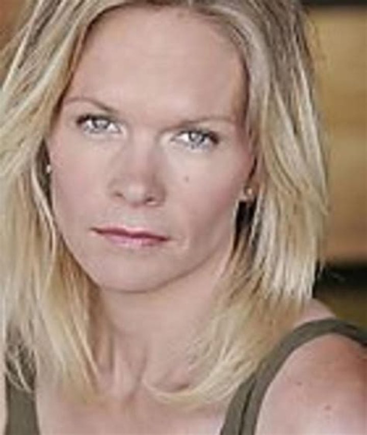 Lindsay Frost Biography, Age, Height, Husband, Net Worth, Family