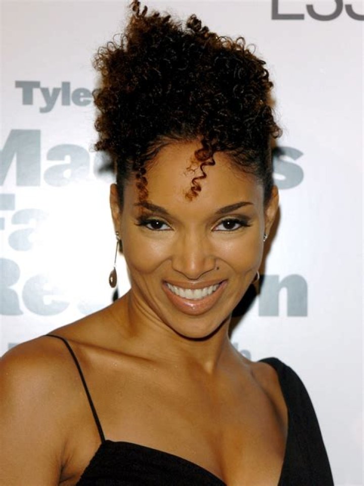 Lisa Arrindell Biography, Age, Height, Husband, Net Worth, Family