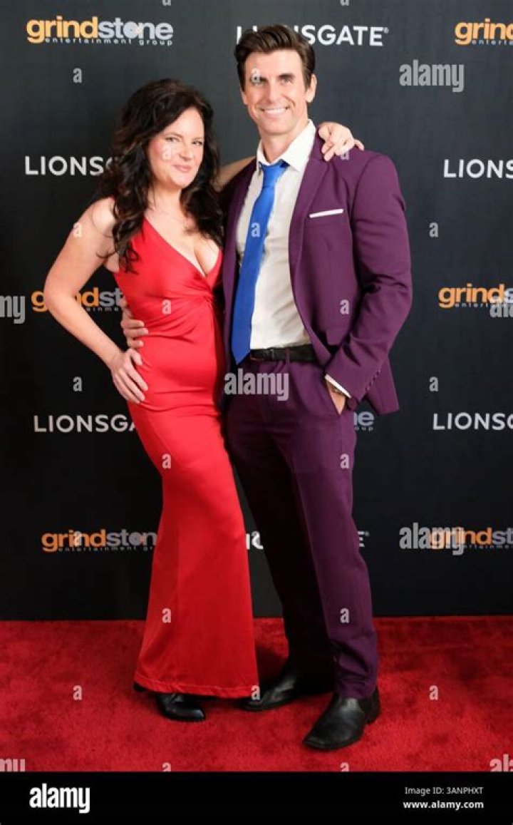 Liz Stewart (Movie Actress) - Age, Birthday, Bio, Facts, Family, Net Worth, Height & More