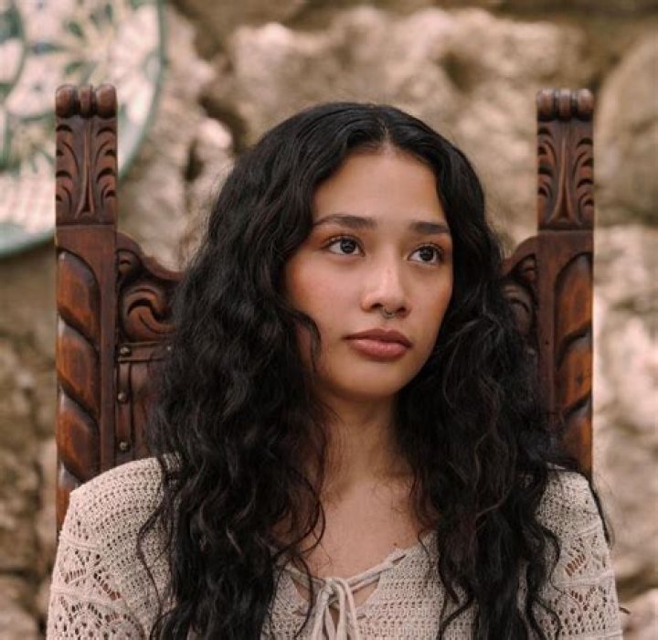 Who is Lizeth Selene? Wiki, Biography, Age, Height, Ethnicity, Family, Net Worth, Boyfriend & More