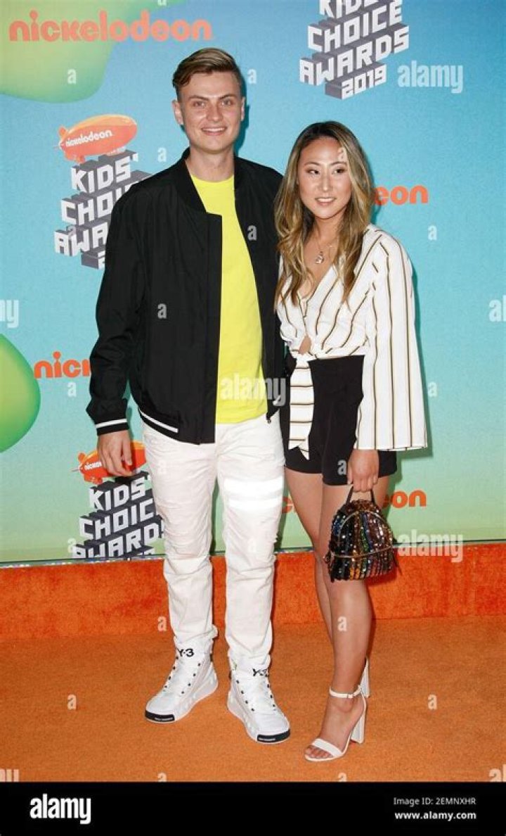 Lizzy Sharer Bio | Age, Wiki, Net worth, Height, Ethnicity, Boyfriend, Wikipedia, Married|