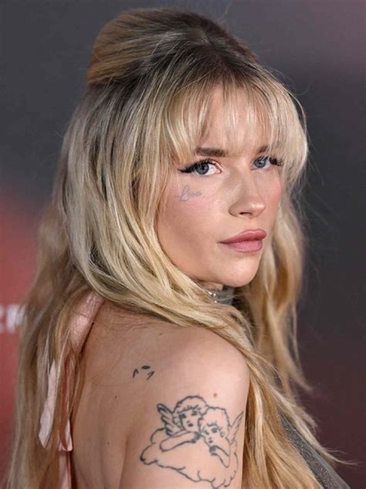 Who is Lottie Moss? Biography, Wiki, Height, Age, Net worth, Boyfriend, Parents, Ethnicity & More