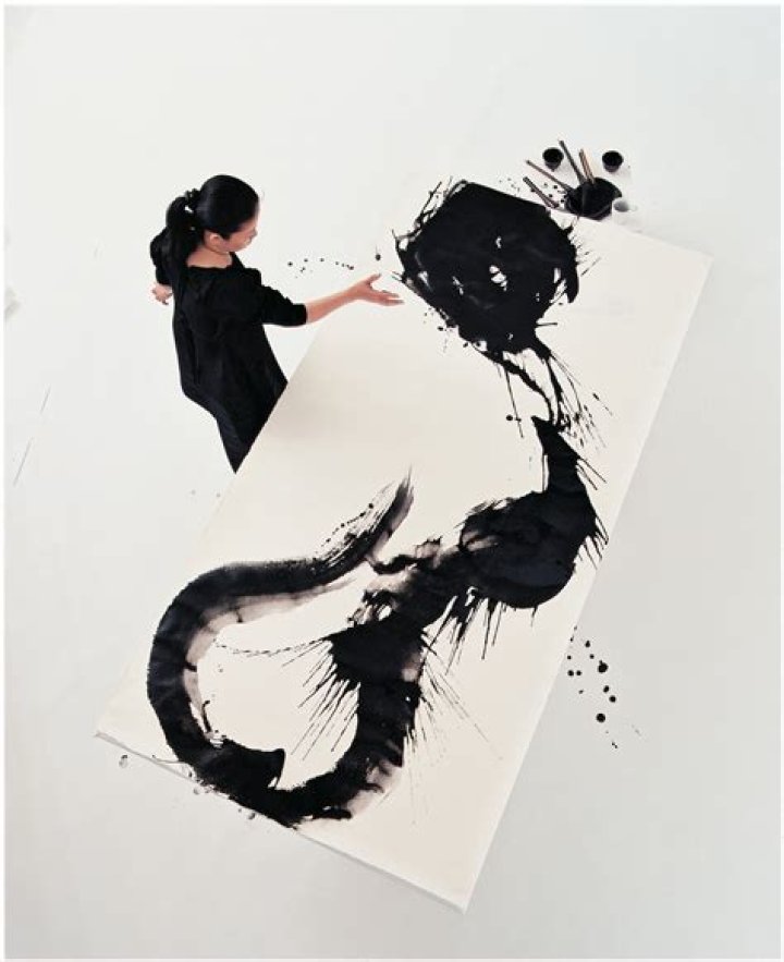 Lou Zhenggang Biography, Age, Height, Husband, Net Worth, Family