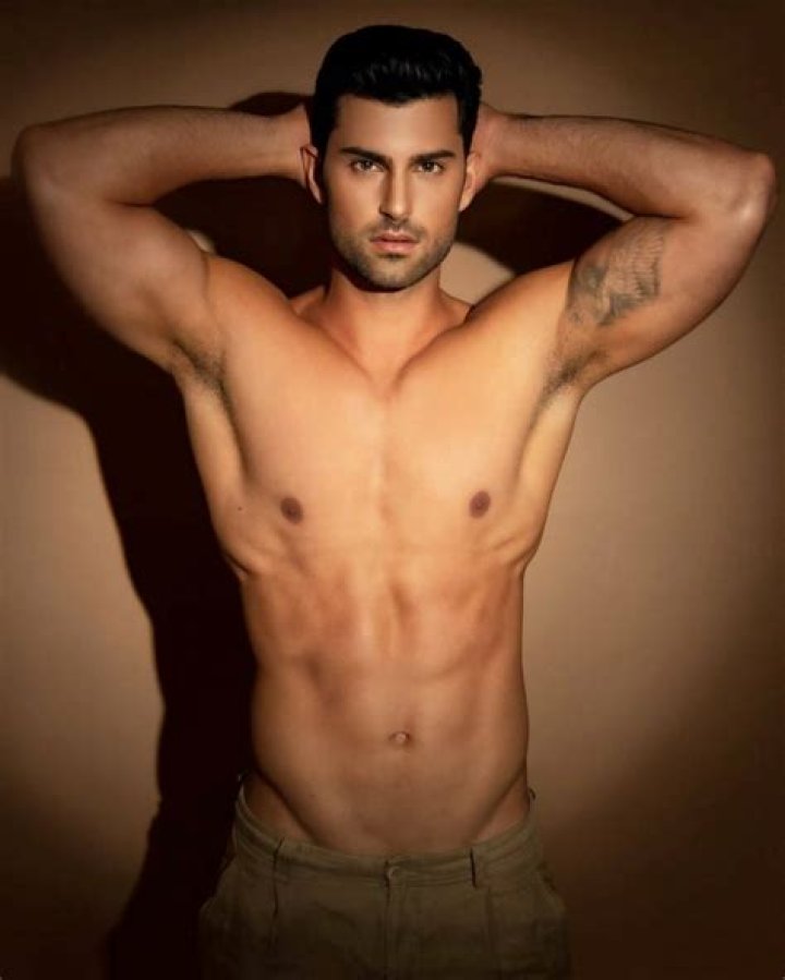 Who is Luis Daniel Galvez? Wiki, Biography, Age, Height, Girlfriend, Parents, Ethnicity, Net Worth & More