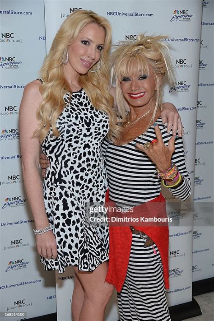 Lulu Johnson (Fashion Designer) - Age, Birthday, Bio, Facts, Family, Net Worth, Height & More