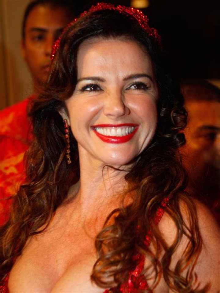 Luma de Oliveira Biography, Age, Height, Husband, Net Worth, Family