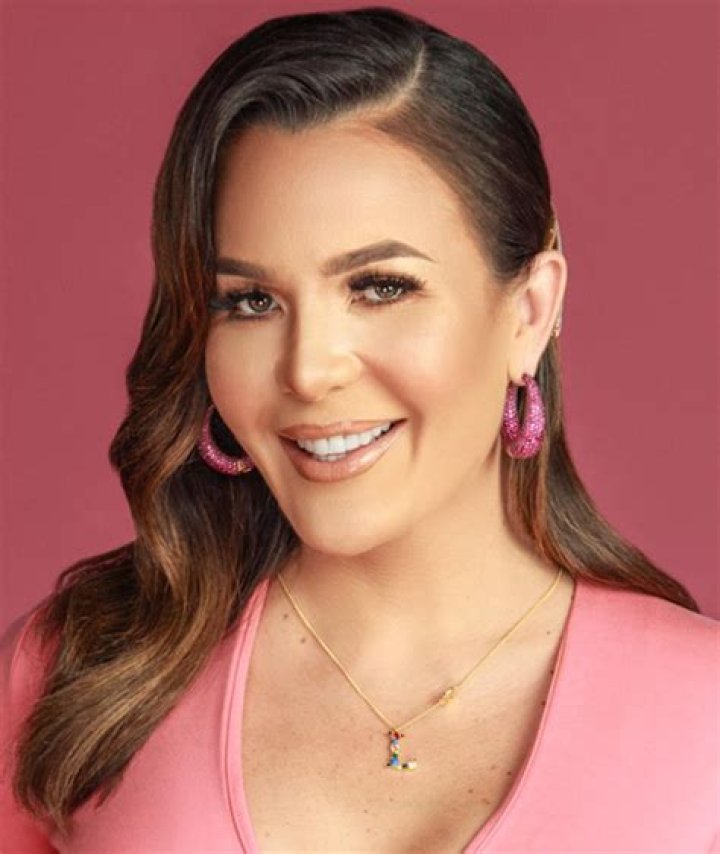 Luz García (Actriz de Televisión) - Edad, cumpleaños, biografía, hechos, familia, patrimonio neto, altura y más