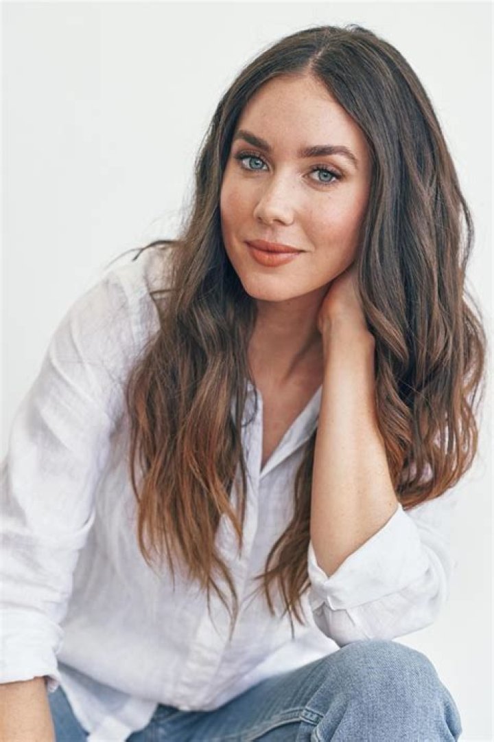 Lyndon Smith Biography, Age, Height, Husband, Net Worth, Family